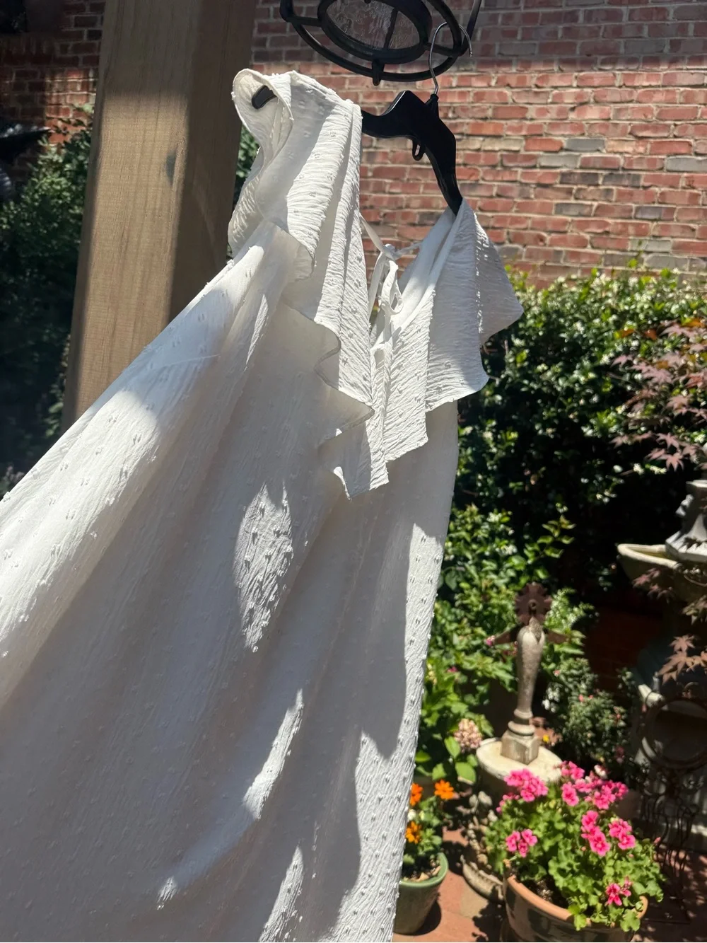 Elegant White Ruffle-Trim Midi Dress with V-Neck - Fully Lined - 3X - like new - Picture 2 of 4